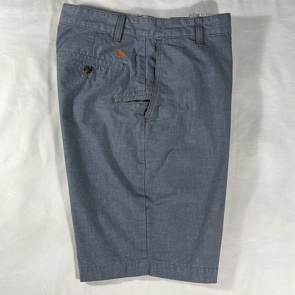 Dockers mens blue basic flat front canvas 10" inseam Bermuda shorts - size 32 - Picture 9 of 11